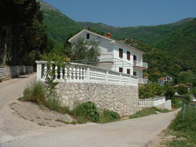 Haus der Familie Lučić in Baošić